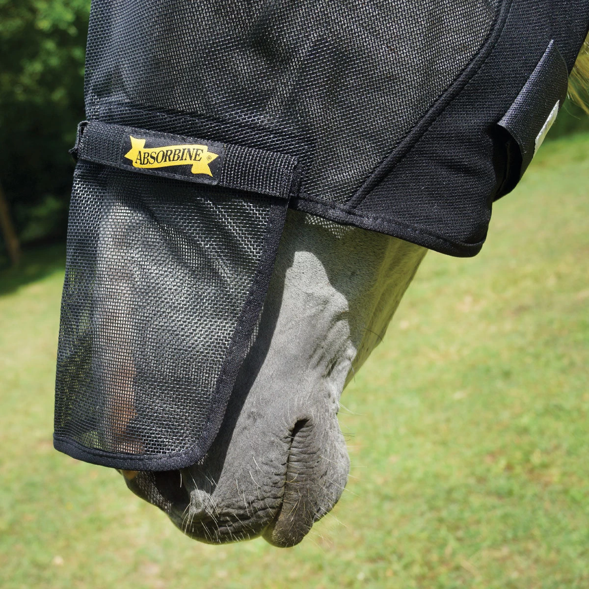Absorbine Ultrashield Fly Mask With Ears And Removable Nose - Image 3